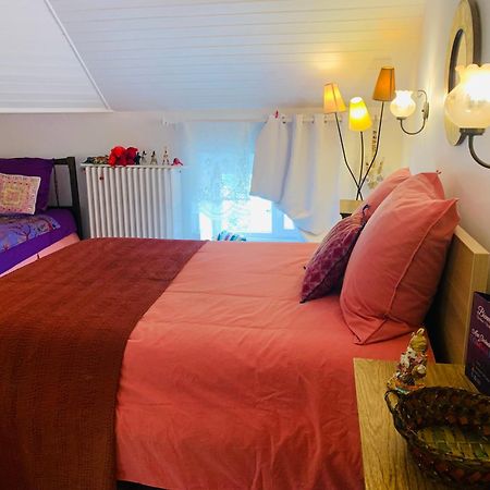 Aux Couleurs De Commarin Chambres D'Hotes Dış mekan fotoğraf